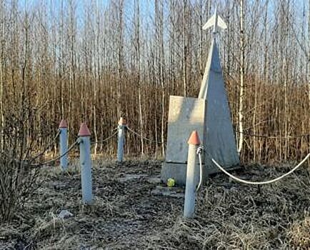 ОНФ требует привести в порядок памятник летчику-герою во Всеволожском районе