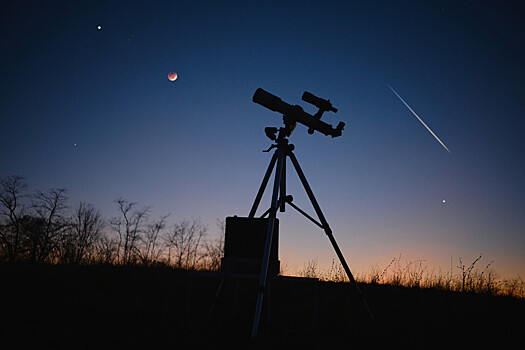 «Инопланетный корабль» 3I/ATLAS вызвал панику во многих странах