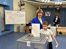 Самарцы голосуют на выборах семьями