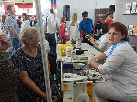 Гости Курской Коренской ярмарки проверили свой холестерин