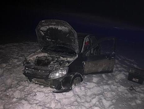 В Самарской области водитель Lada Granta съехал в кювет и "отправил" в больницу свою пассажирку