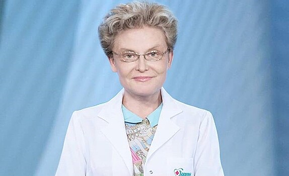 «Я мятежная и сексуальная красавица»: 57-летняя Малышева расхвалила свой фотопортрет