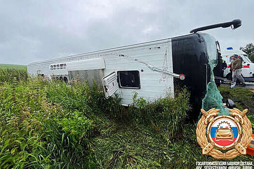 Минздрав: более 20 туристов пострадали в ДТП с автобусом в Башкирии