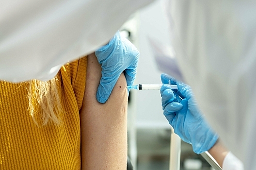 Попова назвала количество зараженных ковидом среди вакцинированных