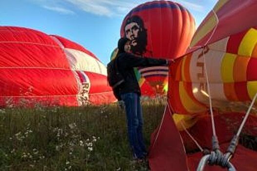 «Железная семейка» полетает на воздушном шаре над Железноводск