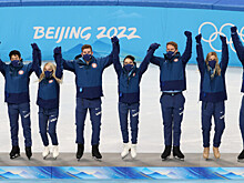 МОК планирует наградить фигуристов медалями Игр 2022 года во время Олимпиады в Париже
