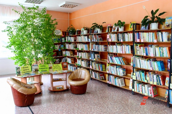 Где находятся самые популярные книжные магазины Петербурга