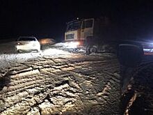 Жители деревни в Башкирии перекрыли путь грузовикам, везущим отходы в поля