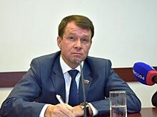 Малютин подписал решение о сложении с Уткина полномочий спикера гордумы