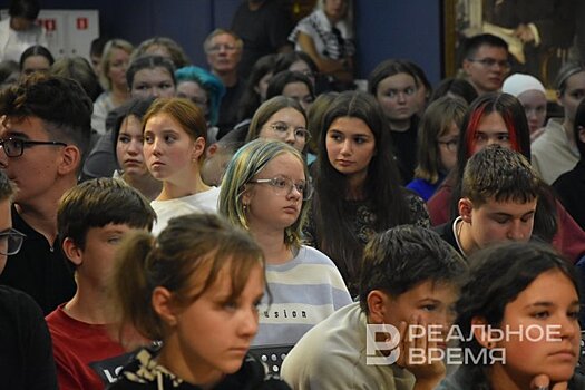 ИИ, одиночество и окружающая среда: о чем пишут современные подростки