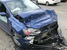 В Самаре пьяный водитель Volkswagen устроил ДТП с четырьмя машинами