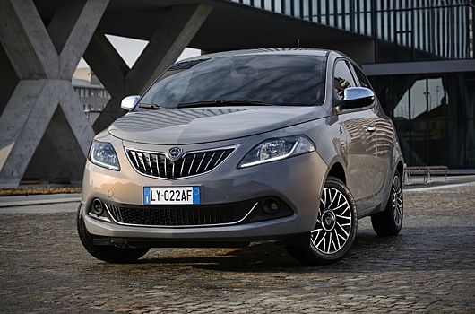 Mercedes-Benz станет эталоном для Lancia
