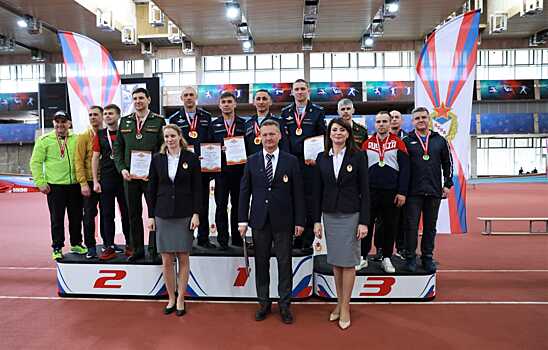 Сборная командования ВДВ, установив три рекорда, одержала победу в спартакиаде Минобороны России по легкой атлетике среди команд центральных органов военного управления