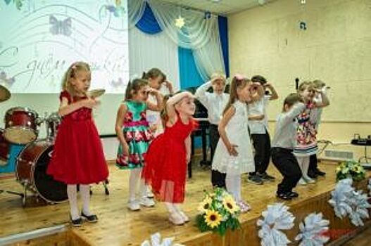 В ДМШ № 3 в Дзержинском районе Новосибирска учатся 80 отличников