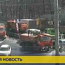 Водитель иномарки пострадал после наезда на препятствие на шоссе Энтузиастов