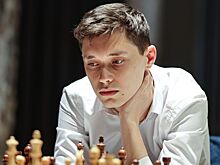Российский шахматист Андрей Есипенко проиграл решающую партию Grand Swiss — 2023 и не смог выйти в турнир претендентов