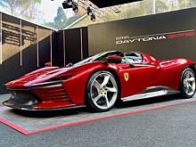 В России за полмиллиарда рублей предлагают купить редкую Ferrari Daytona SP3