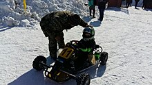 Новосибирский гонщик проехал ледовую трассу на картинге — ему нет и 5 лет