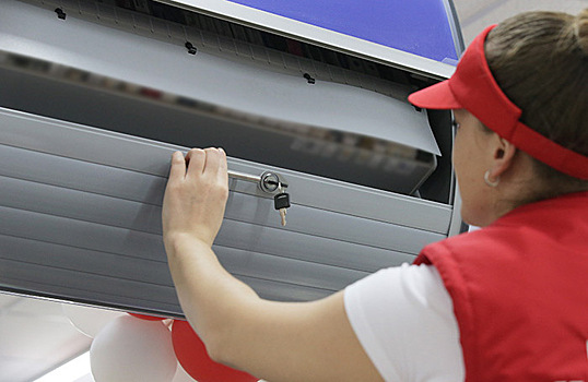 «Ведомости»: жители России переходят на дешевую табачную продукцию