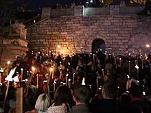 В Керчи отменили традиционное факельное шествие на Митридатской лестнице