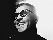 Антон Беляев написал песню для комедии "Плагиатор"