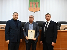 Представителей предприятий наградили в администрации Пензы за вклад в озеленение города