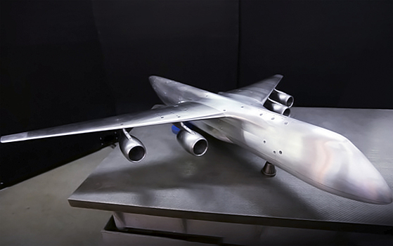 Инженеры создали модель большегрузного транспортного самолета «Слон»