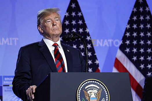 Индекс Мосбиржи упал после слов Трампа о новых санкциях против России