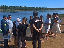 МЧС проводит рейды в Астраханской области, выявляя подростков, купающихся в запрещенных местах