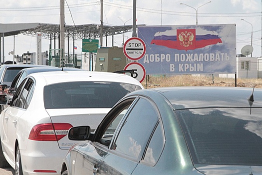 В Киеве опасаются потерять сухопутную дорогу в Крым