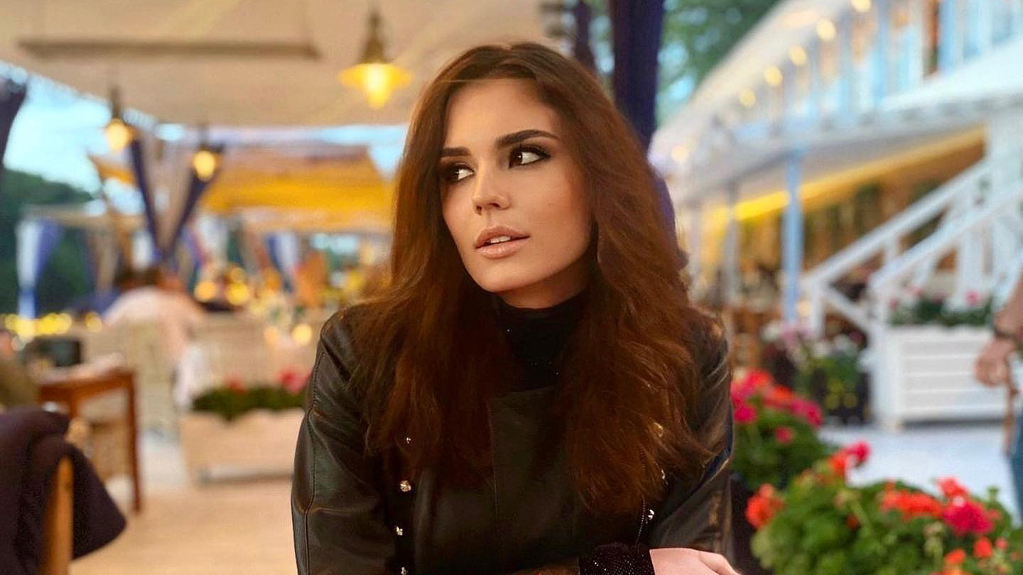 Младшая дочь Маши Распутиной пожаловалась на тяжелую жизнь