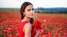 Крым, карьера модели, замужество: где сейчас актриса Анастасия Микульчина