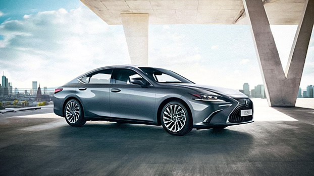 На российском рынке появился Lexus ES 250 Advance