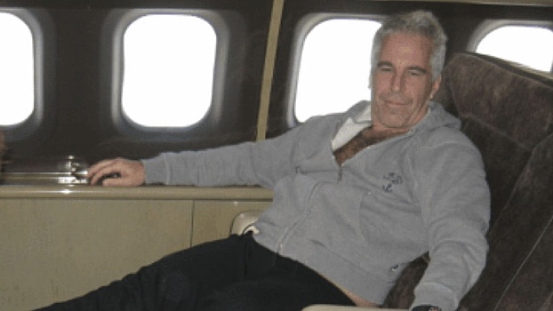 Times: британские ВВС могли случайно удалить важные улики по делу Эпштейна