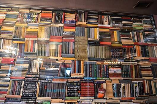 Бумажный вопрос: куда отдать старые книги?