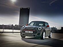 Mini представил обновленный дерзкий хэтчбек и кабриолет John Cooper Works