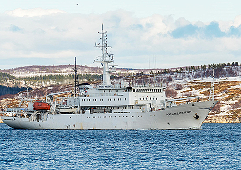 Гидрограф Северного флота «Ромуальд Муклевич» выполнит океанографические исследования и поиск затонувших кораблей в Арктике