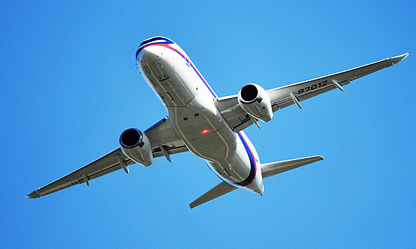 SSJ-100 аварийно сел в Краснодаре