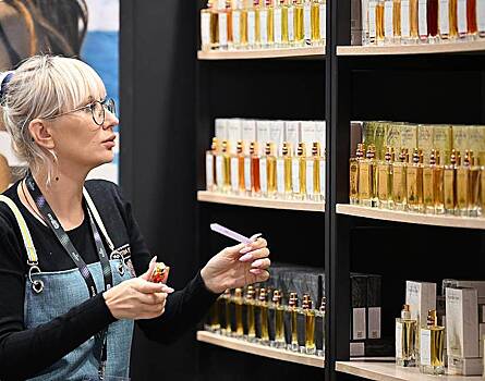 В России упали продажи парфюмерии