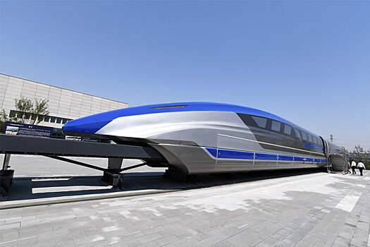 Китай представил поезд на магнитной подушке