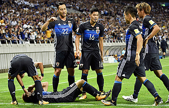 Сборная Японии обыграла команду Австралии и обеспечила себе участие в ЧМ-2018 по футболу