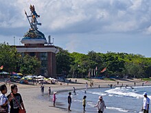 На Бали планируют перенести туристический центр на запад острова