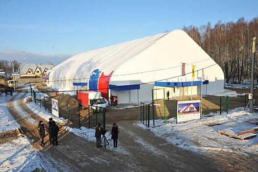 Матч памяти погибшего «Локомотива» в Некрасовском в следующем году пройдет на новой ледовой площадке
