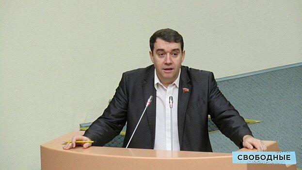 Губернатор Радаев перед отчетом в облдуме встретился с фракцией КПРФ. Подробности