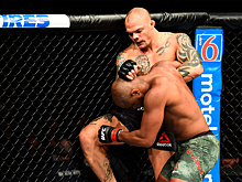 UFC 261 Усман – Масвидаль 2: архивный нокаут Энтони Смита, видео