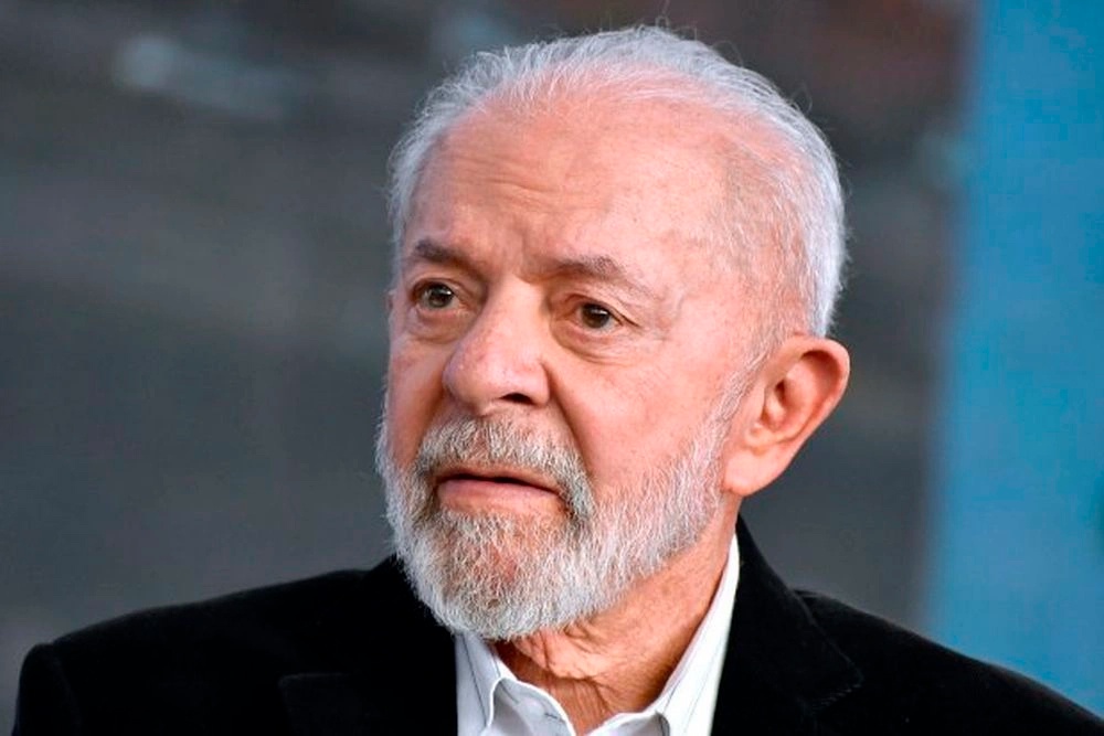 Президент Бразилии: Перестав отвечать чаяниям людей, демократия потерпела крах