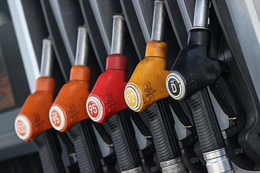 В России спрогнозировали снижение цен на бензин