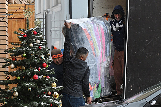 Сбор и вывоз вещей Долиной из квартиры в Хамовников продолжался 3 часа