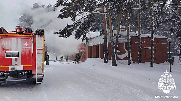 Страшный пожар произошёл в кафе на трассе под Кемеровом