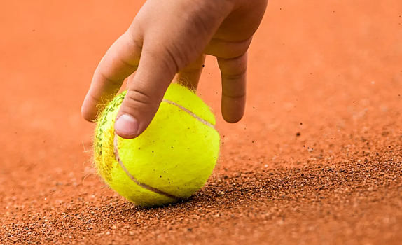 Организаторов британских турниров оштрафовали за недопуск теннисисток из РФ